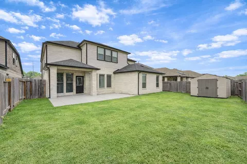 Exterior - 2910 Knotty Forest Dr, Spring, TX 77373 photo 2 of 2