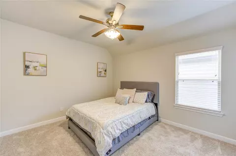 Bedroom - 2910 Knotty Forest Dr, Spring, TX 77373 photo 1 of 2