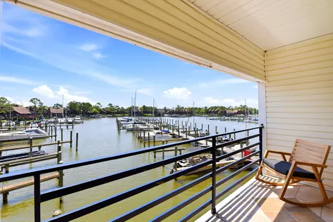 793 Davis Rd #113, League City, TX 77573