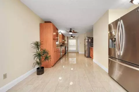 10422 Springland Ct, Houston, TX 77065