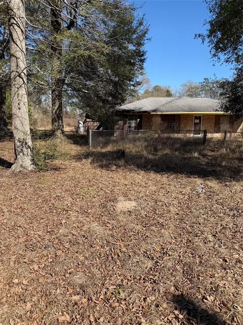 274 County Road 3375, Cleveland, TX 77327