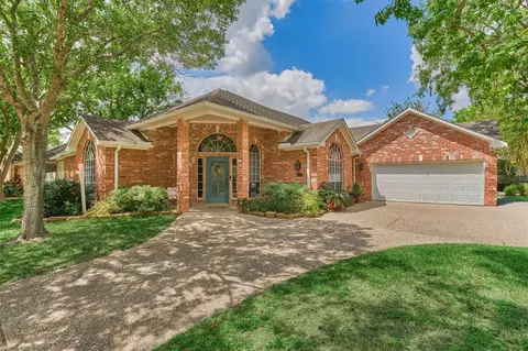 11603 Vailrun Dr, Houston, TX 77070