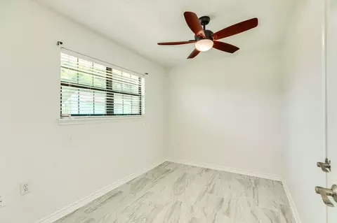 Bedroom - 123 County Road 458d Dr, Angleton, TX 77515 photo 3 of 3