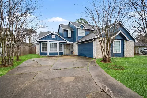 12310 Ashling Dr, Stafford, TX 77477