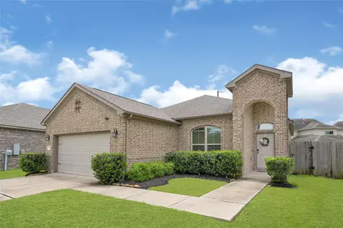 5318 Abbeville Ct, Dickinson, TX 77539