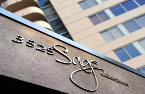 3525 Sage Rd #913, Houston, TX 77056
