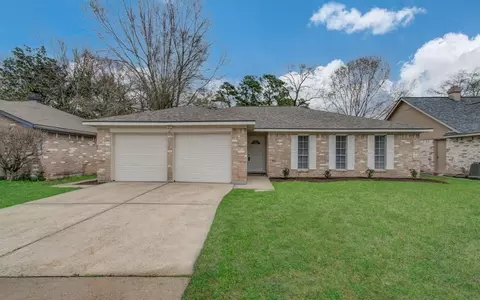 23310 Whispering Willow Dr, Spring, TX 77373 photo 1