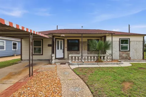 407 Meters St, Houston, TX 77020