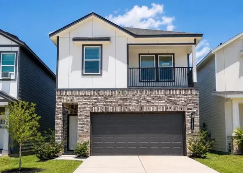 14975 Eagle Feather Dr, Houston, TX 77090