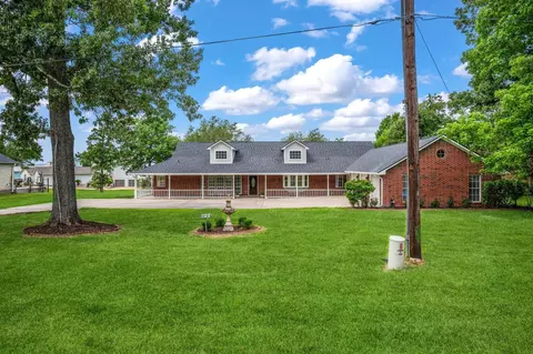 322 Buffalo Ct, Livingston, TX 77351