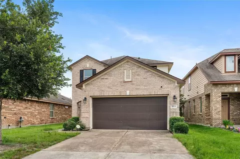 8014 Oxbow Manor Ln, Cypress, TX 77433