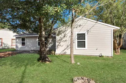 5823 Southgood St, Houston, TX 77033