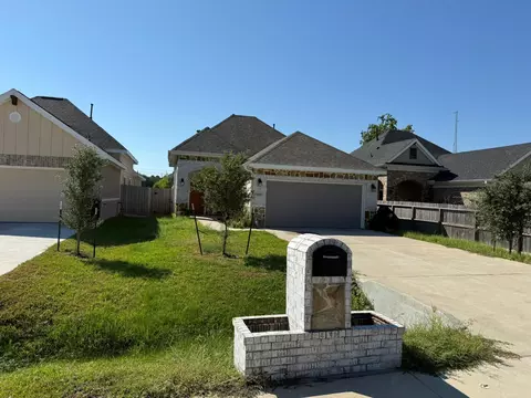 5818 Tautenhahn Rd, Houston, TX 77016