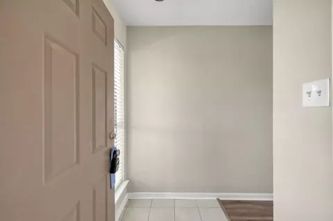 Entry Way - 301- Building D Lakeview Ter, Conroe, TX 77384 photo 1 of 2