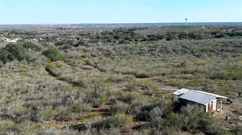 View/Area - 00 County Road 6753, Devine, TX 78016 photo 3 of 5