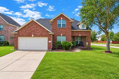 2207 Longspur Ln, League City, TX 77573