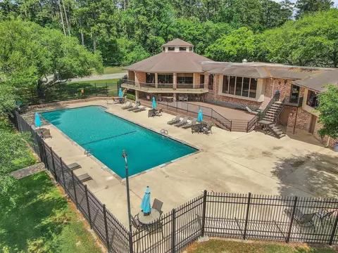 Exterior - 13962 Dolphin Dr, Willis, TX 77318 photo 11 of 11