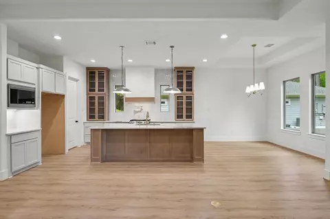 Living - 13962 Dolphin Dr, Willis, TX 77318 photo 5 of 5