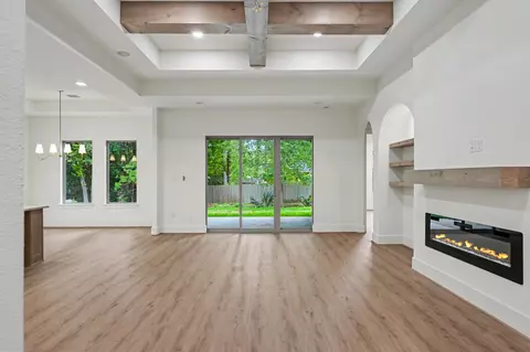 Living - 13962 Dolphin Dr, Willis, TX 77318 photo 2 of 5