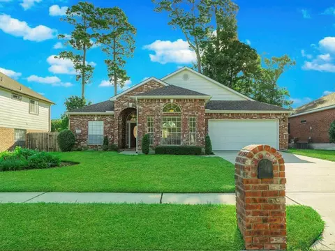 Exterior - 25710 Bearborough Dr, Spring, TX 77386 photo 2 of 9