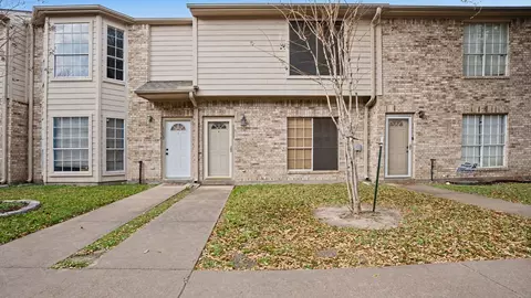 1011 Birnham Woods Blvd, Pasadena, TX 77503