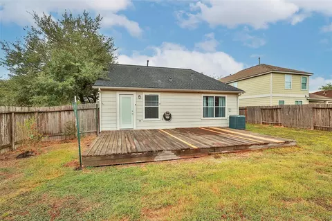 Exterior - 21202 Fire Wind Ct, Spring, TX 77379 photo 2 of 3