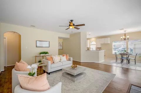 Living - 5807 Sequoia Trace Ct, Spring, TX 77379 photo 3 of 4
