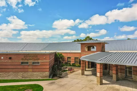View/Area - 5807 Sequoia Trace Ct, Spring, TX 77379 photo 9 of 9