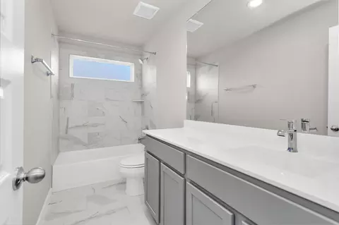 Bath - 2210 Reed Cave Ln, Spring, TX 77386 photo 4 of 5
