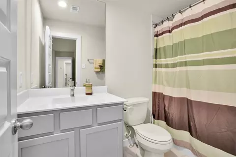 Bath - 2210 Reed Cave Ln, Spring, TX 77386 photo 2 of 5