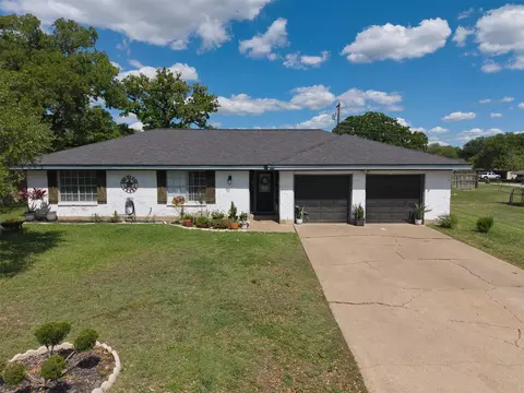 3613 Oak Ridge Dr, Bryan, TX 77802