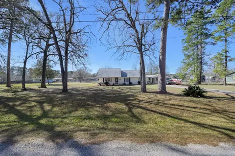 392 Timber Bay Dr, Trinity, TX 75862