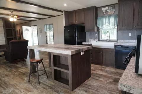 4733 Fm 943, Livingston, TX 77351