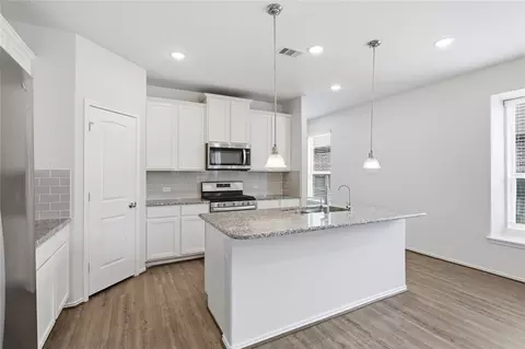 Kitchen - 17706 White Lightning Way, Spring, TX 77379 photo 1 of 3