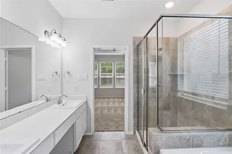 Bath - 17706 White Lightning Way, Spring, TX 77379 photo 2 of 3