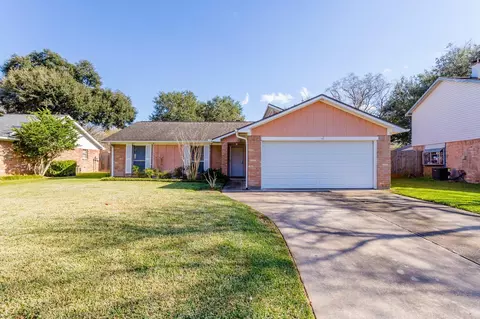 412 Land Grant Dr, Richmond, TX 77406