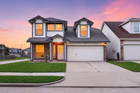 15014 Middle Oaks Blvd, Houston, TX 77082