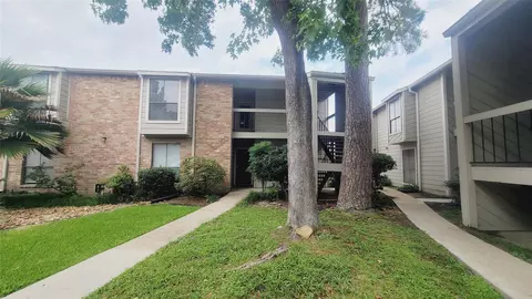 17331 Red Oak Dr #10, Houston, TX 77090