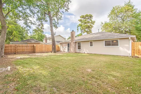Exterior - 24306 Spring Mill Ln, Spring, TX 77373 photo 5 of 7