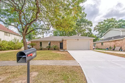 24306 Spring Mill Ln, Spring, TX 77373