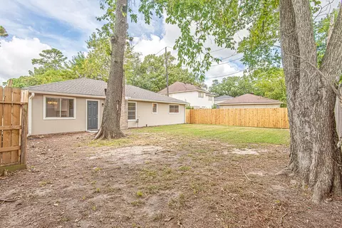 Exterior - 24306 Spring Mill Ln, Spring, TX 77373 photo 7 of 7