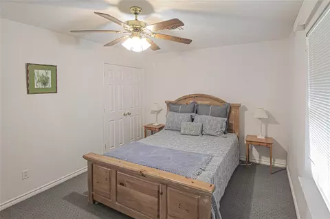 Bedroom - 200 Lakefront Dr, Onalaska, TX 77360 photo 12 of 12