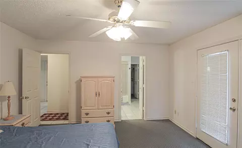 Bedroom - 200 Lakefront Dr, Onalaska, TX 77360 photo 3 of 12
