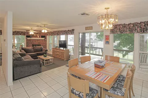 Dining - 200 Lakefront Dr, Onalaska, TX 77360 photo 2 of 2