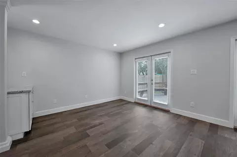 Living - 32 E Lance Leaf Rd, The Woodlands, TX 77381 photo 4 of 4