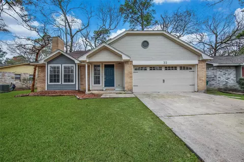Exterior - 32 E Lance Leaf Rd, The Woodlands, TX 77381 photo 3 of 5