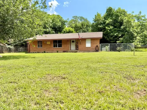 412 Selkirk St, Grapeland, TX 75844