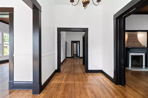Entry Way - 327 S Robb St, Trinity, TX 75862 photo 1 of 4