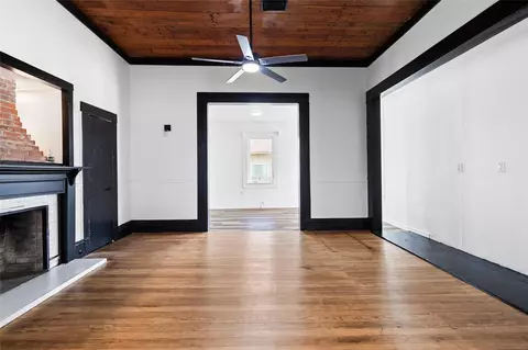 Living - 327 S Robb St, Trinity, TX 75862 photo 3 of 5