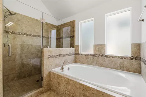 Bath - 20611 Alfonso Ct, Spring, TX 77388 photo 2 of 5